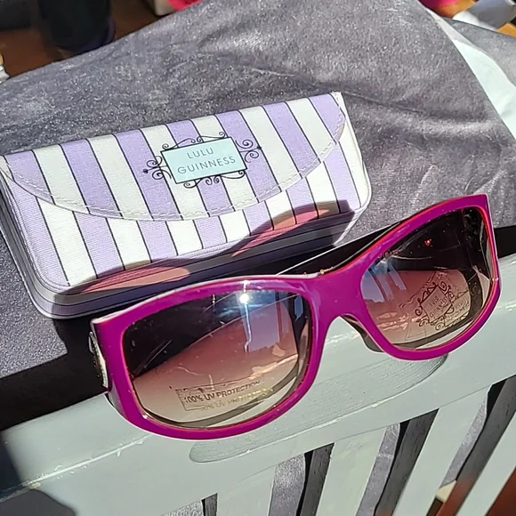 Lulu Guinness Accessories Lulu Guinness Sunglassesand Case